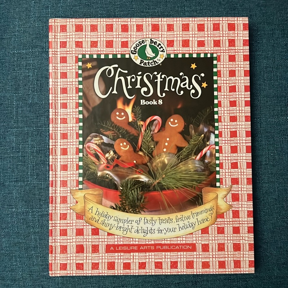 Gooseberry Patch Christmas-Book 8